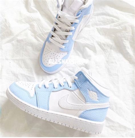 schuhe nike jordan damen|jordan 1 high baby blue.